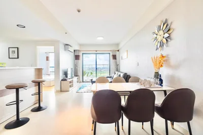 Three-Bedroom Deluxe Apartment — ambiHOME 3BR 2WC in Masteri Thao Dien District 2